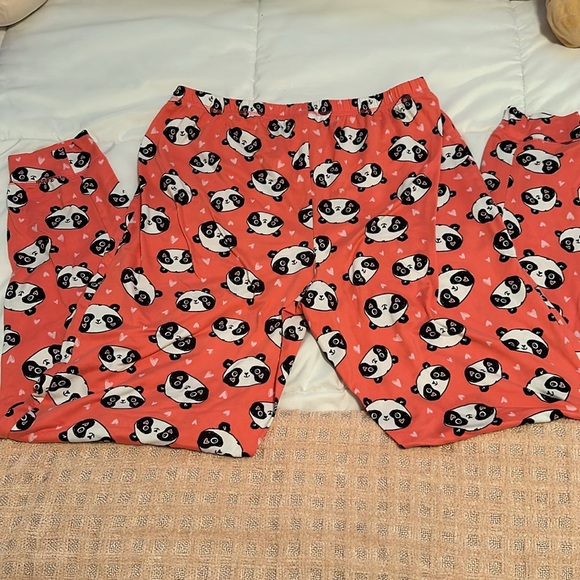 Matching pajama set - Picture 5 of 5